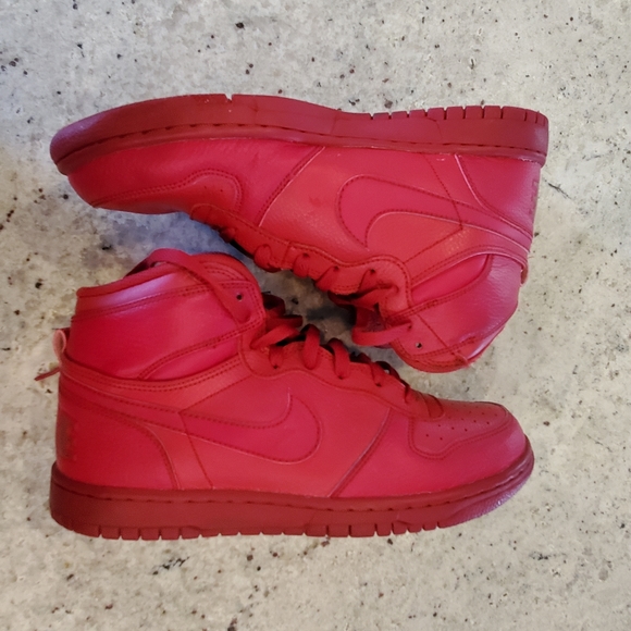 Nike Other - Red Nike basketball sneakers